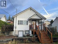 5646 MANSON AVE Powell River, BC V8A 3R6