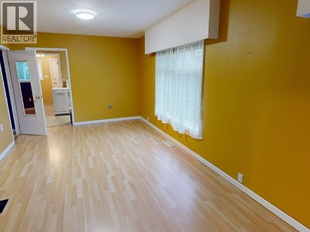 5646 Manson Ave, Powell River, BC - Indoor Photo Showing Other Room