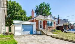 MAIN FLOOR - 17 DYSON BOULEVARD Toronto, ON M1R 1A9