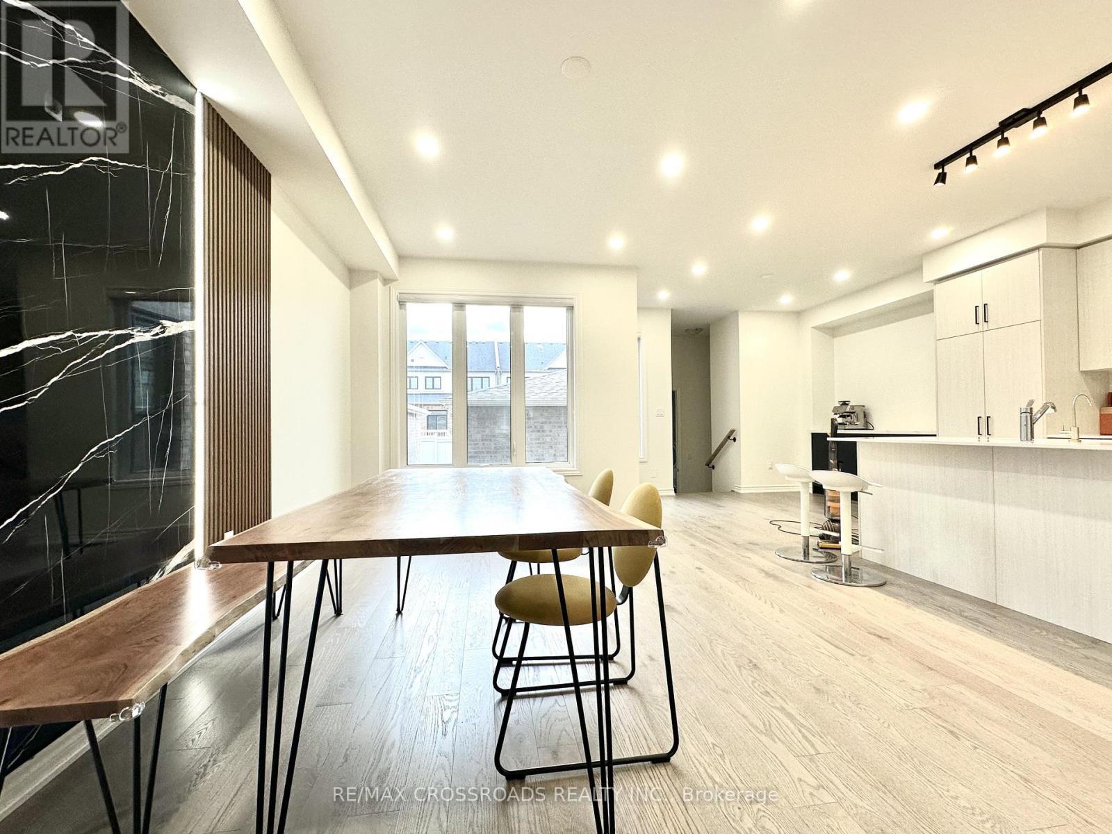 493 Twin Streams Road, Whitby, ON - Indoor