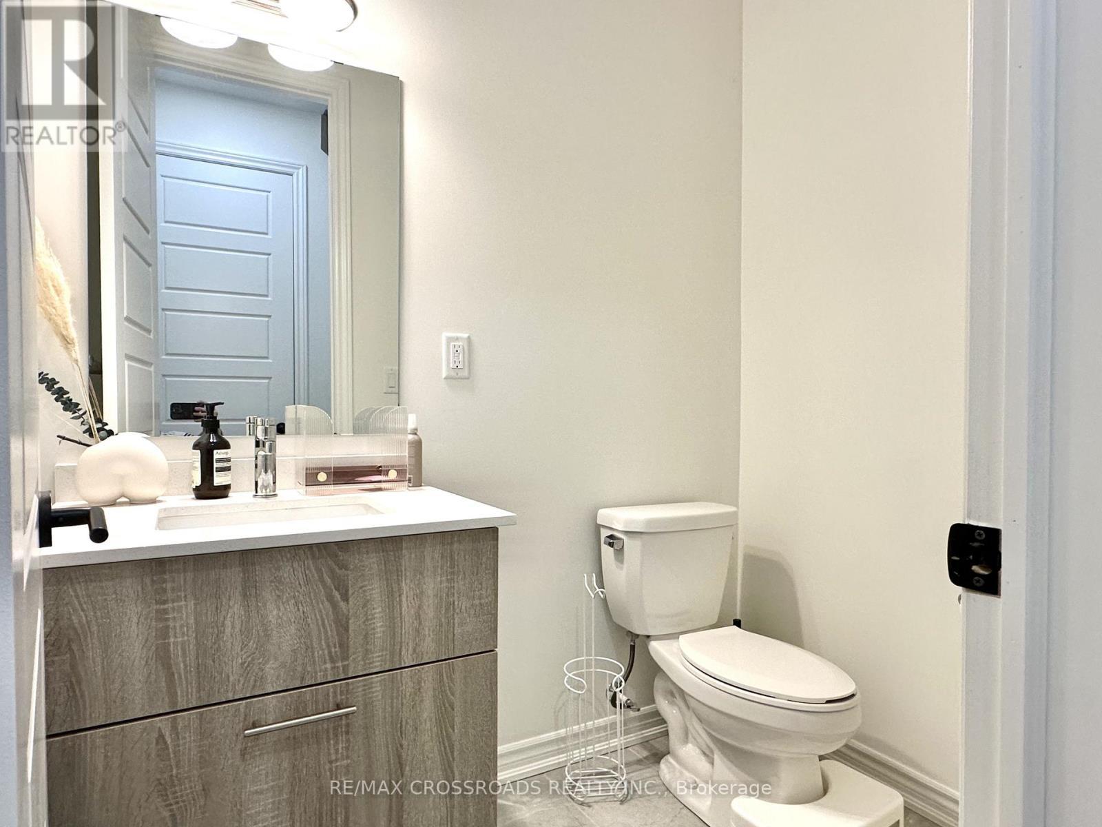 493 Twin Streams Road, Whitby, ON - Indoor Photo Showing Bathroom