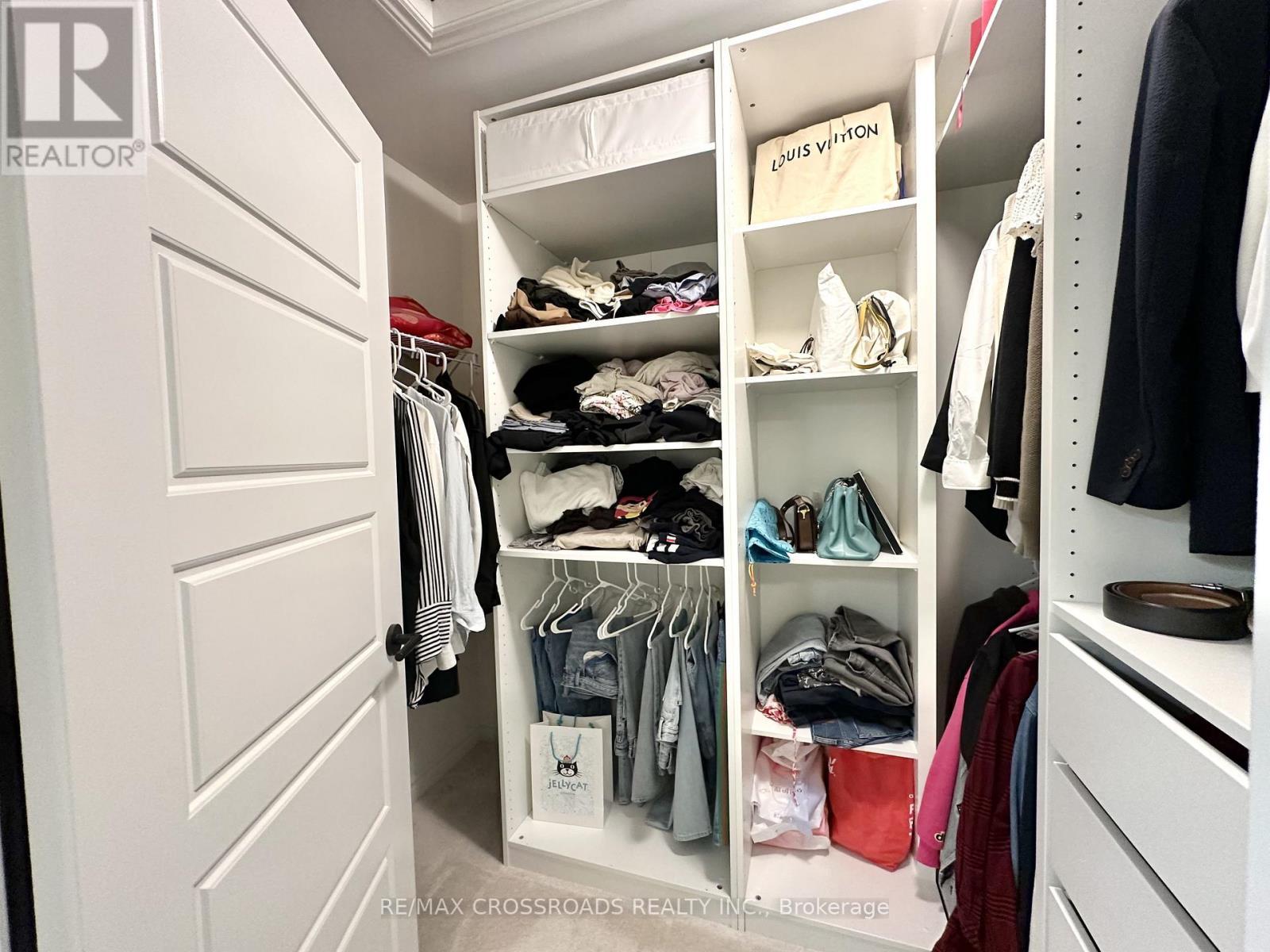 493 Twin Streams Road, Whitby, ON - Indoor With Storage