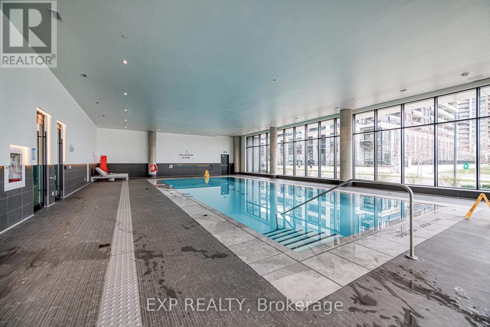 1807 - 18 Water Walk Drive, Markham, ON - Indoor Photo Showing Other Room With In Ground Pool