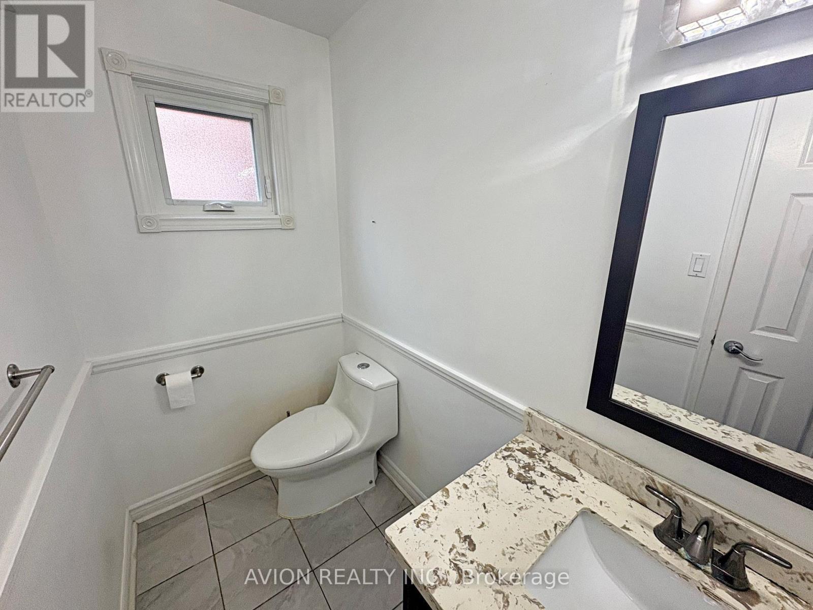 90 Penny Crescent, Markham, ON - Indoor Photo Showing Bathroom