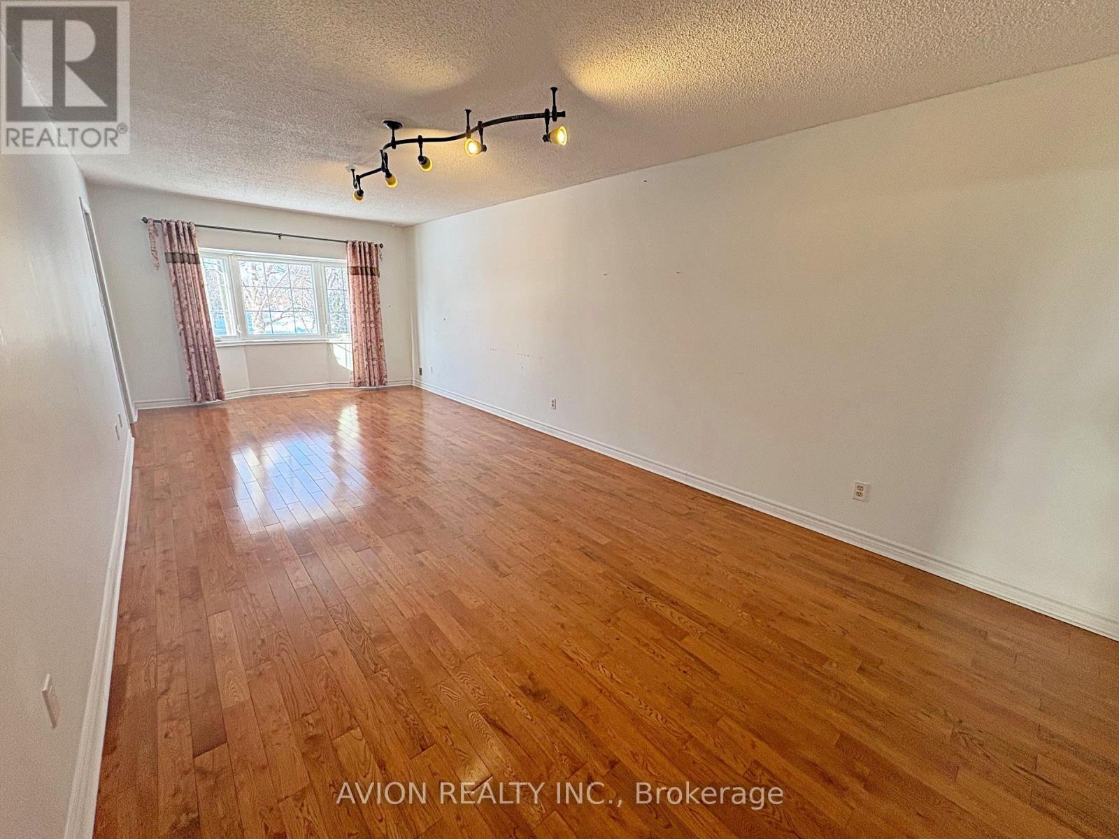 90 Penny Crescent, Markham, ON - Indoor Photo Showing Other Room