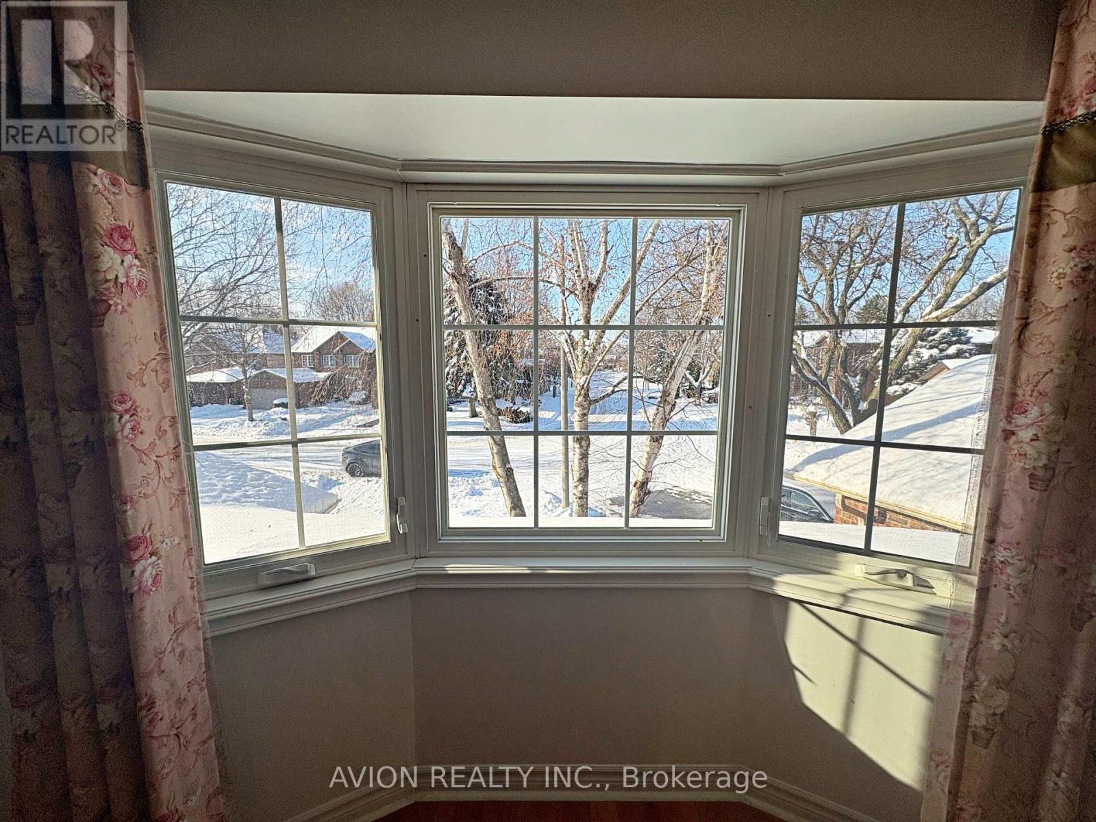 90 Penny Crescent, Markham, ON - Indoor Photo Showing Other Room