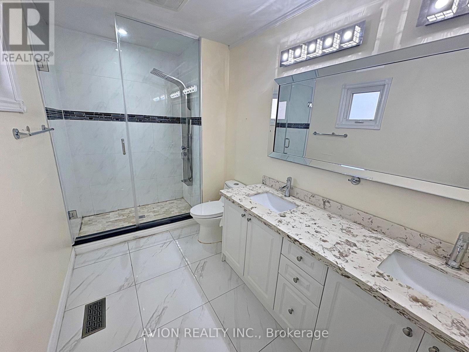 90 Penny Crescent, Markham, ON - Indoor Photo Showing Bathroom