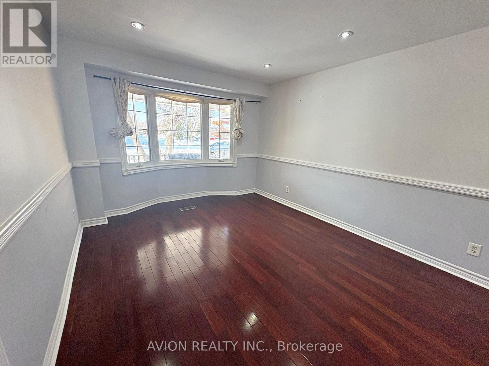 90 Penny Crescent, Markham, ON - Indoor Photo Showing Other Room