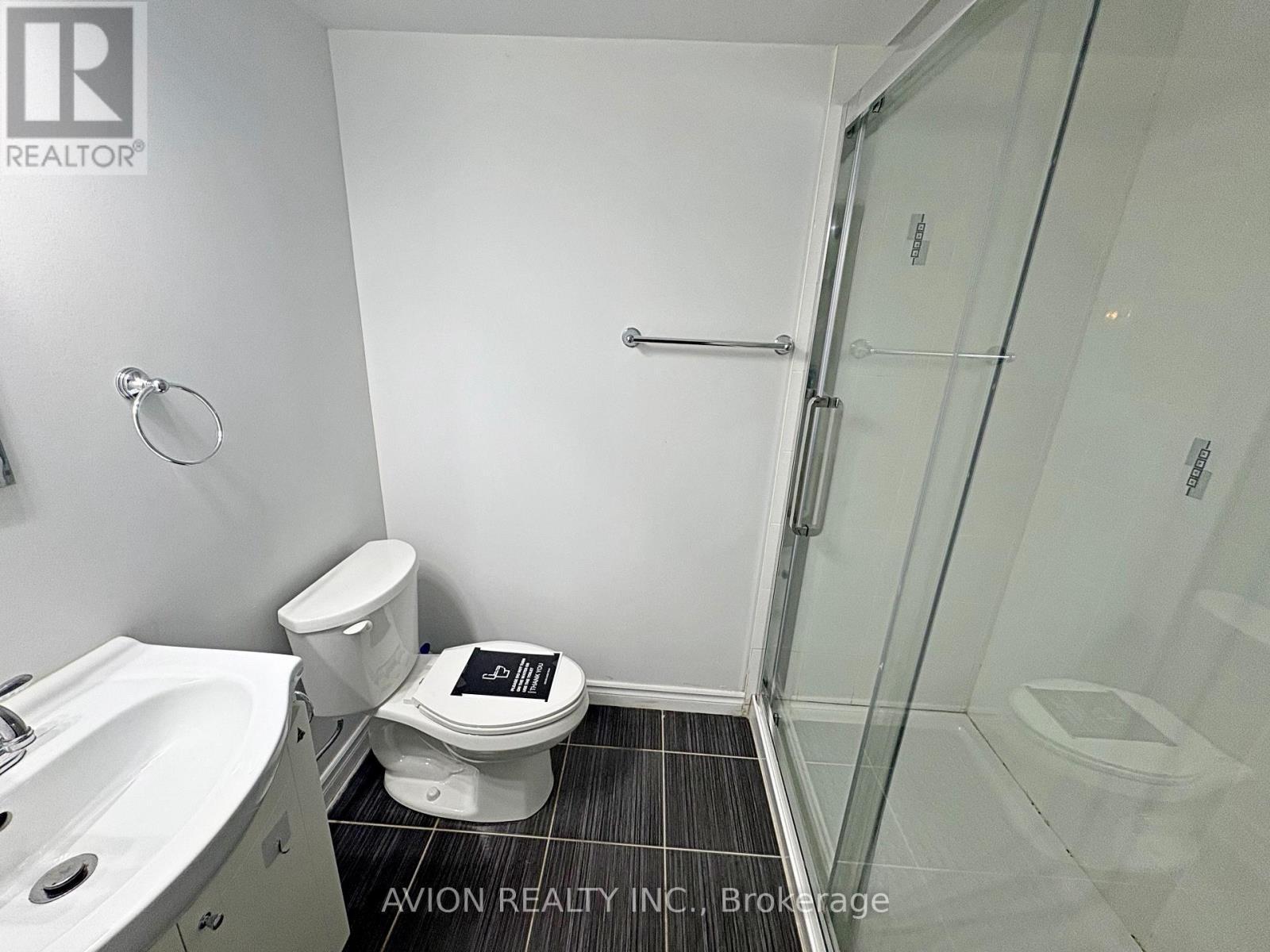 90 Penny Crescent, Markham, ON - Indoor Photo Showing Bathroom