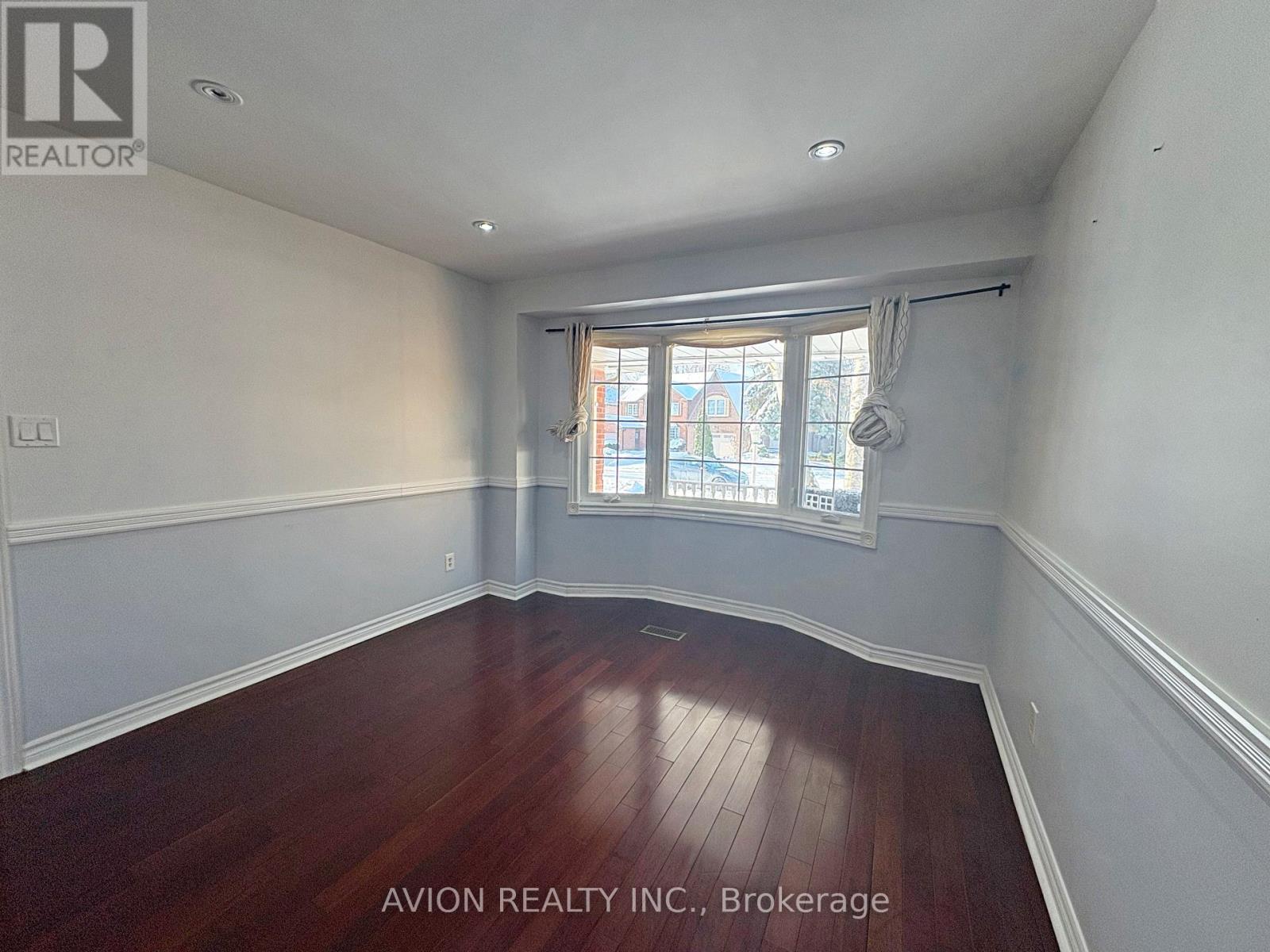90 Penny Crescent, Markham, ON - Indoor Photo Showing Other Room