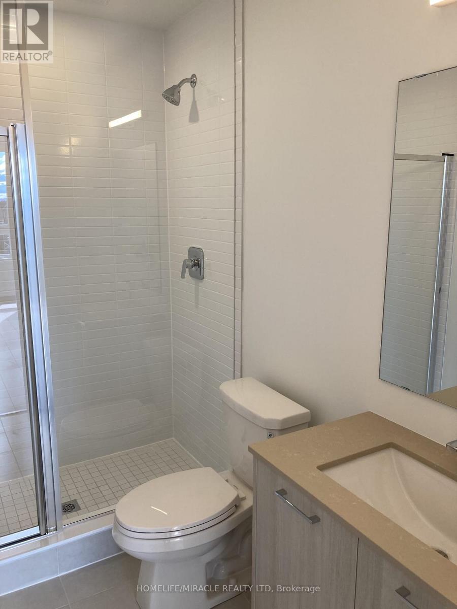 303 - 3250 Carding Mill Trail, Oakville, ON - Indoor Photo Showing Bathroom