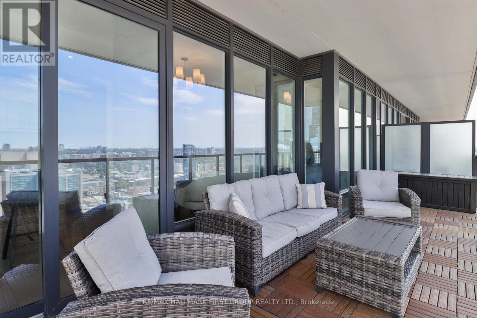 2402 - 488 University Avenue, Toronto (University), ON - Photo Showing Other Room