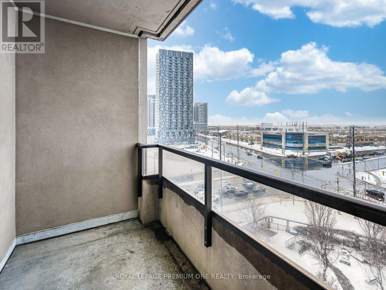 815 - 9225 Jane Street, Vaughan, ON - Outdoor With Balcony With View