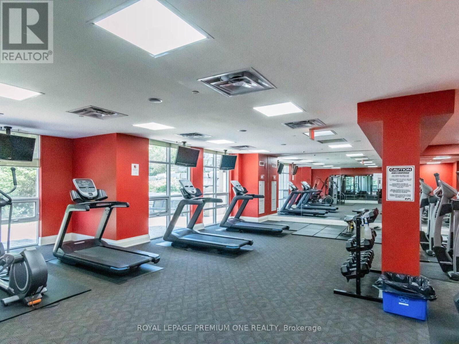 815 - 9225 Jane Street, Vaughan, ON - Indoor Photo Showing Gym Room