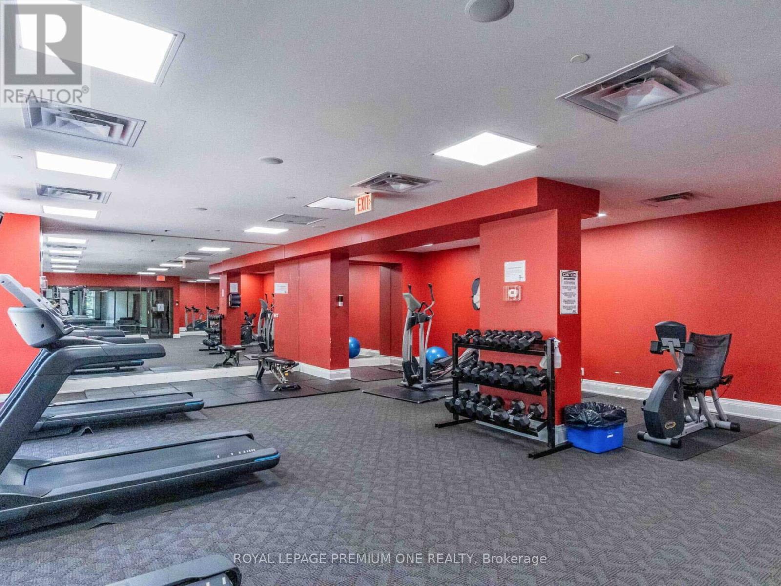 815 - 9225 Jane Street, Vaughan, ON - Indoor Photo Showing Gym Room