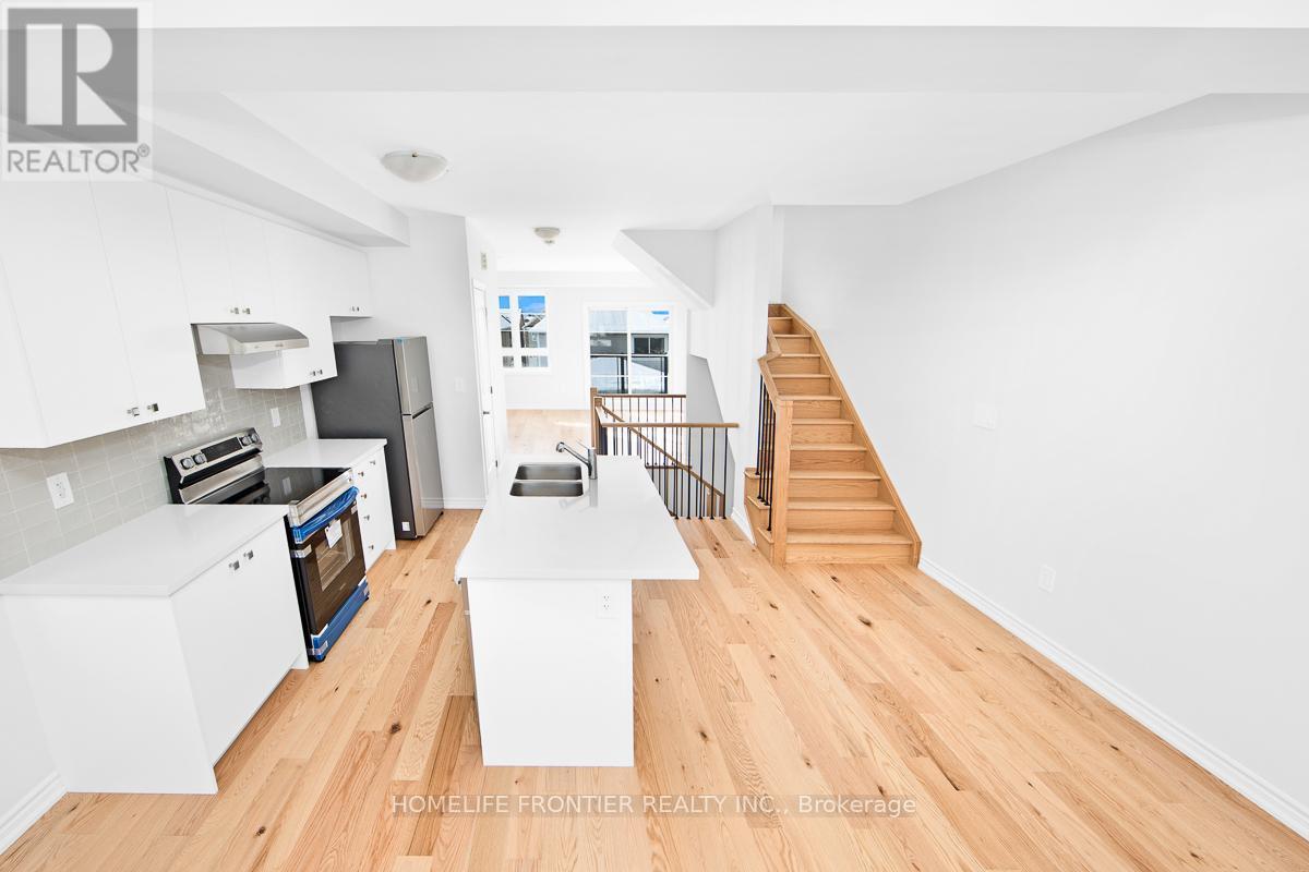 8 - 5979 Saigon Street, Mississauga, ON - Indoor Photo Showing Kitchen With Double Sink