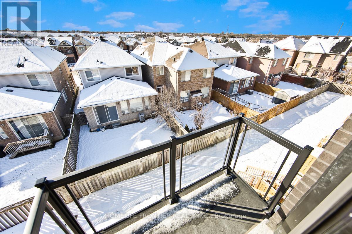 8 - 5979 Saigon Street, Mississauga, ON - Outdoor