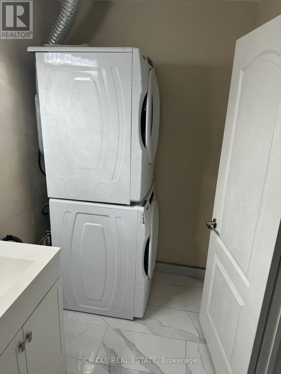 3828 Bloor Street W, Toronto, ON