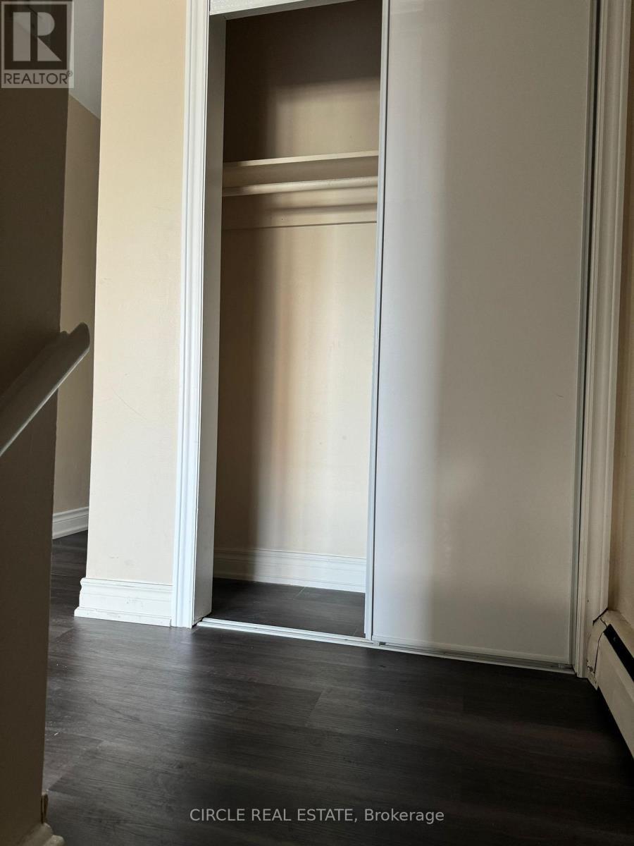 3828 Bloor Street W, Toronto, ON