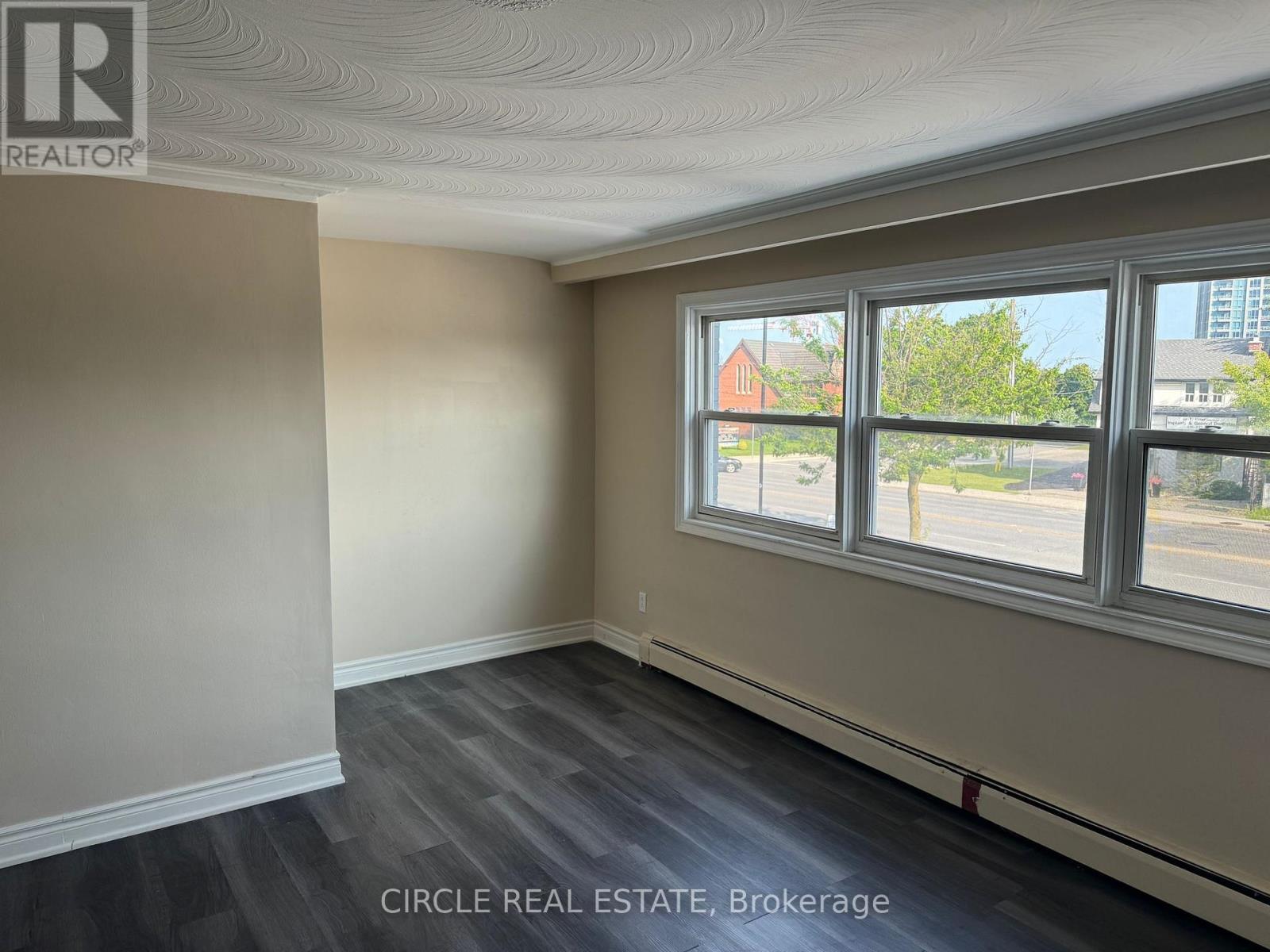 3828 Bloor Street W, Toronto, ON