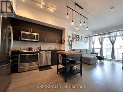 3007 - 2212 LAKE SHORE BOULEVARD W Toronto, ON M8V 0C2