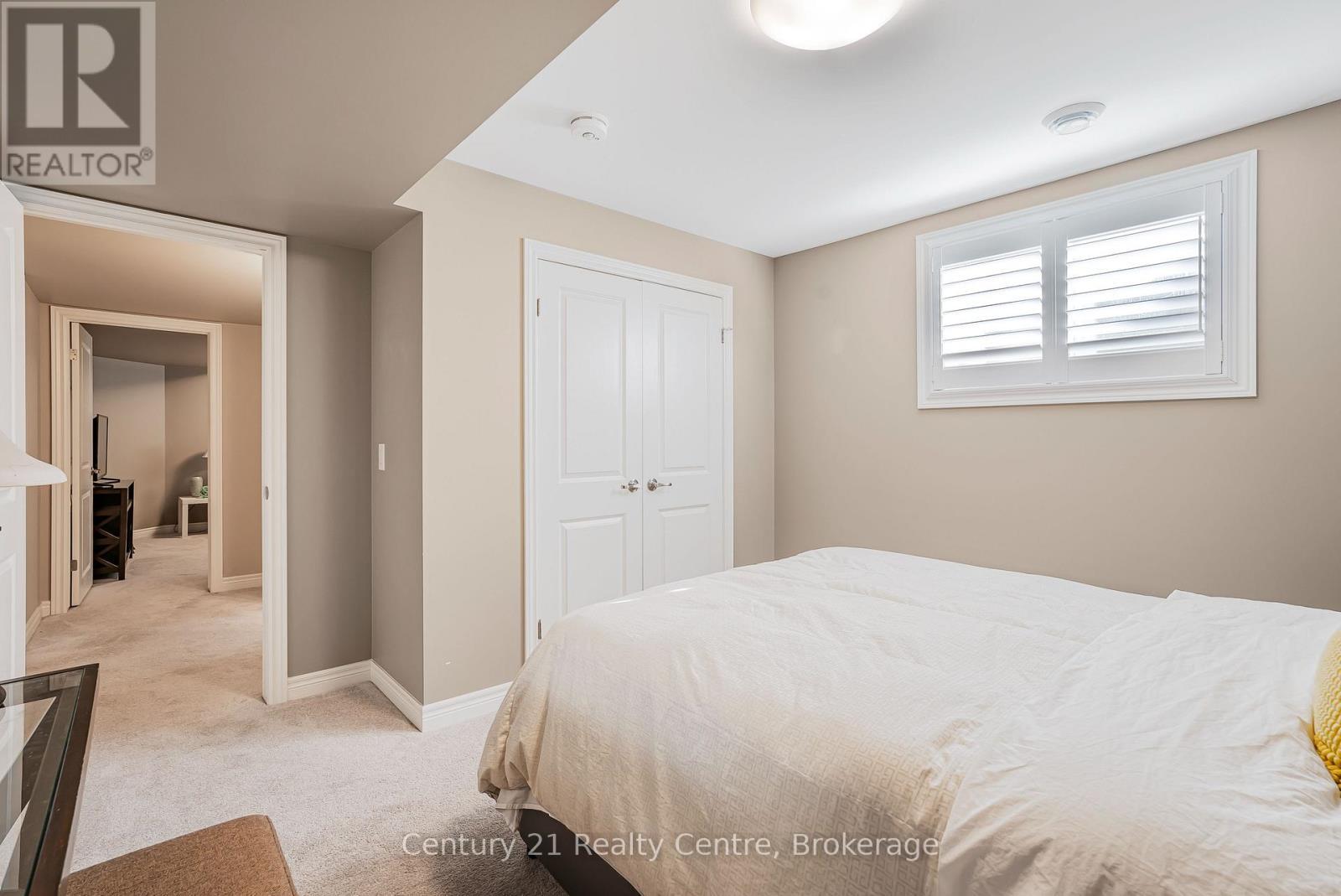 62 Andrew Lane, Thorold, ON - Indoor Photo Showing Bedroom