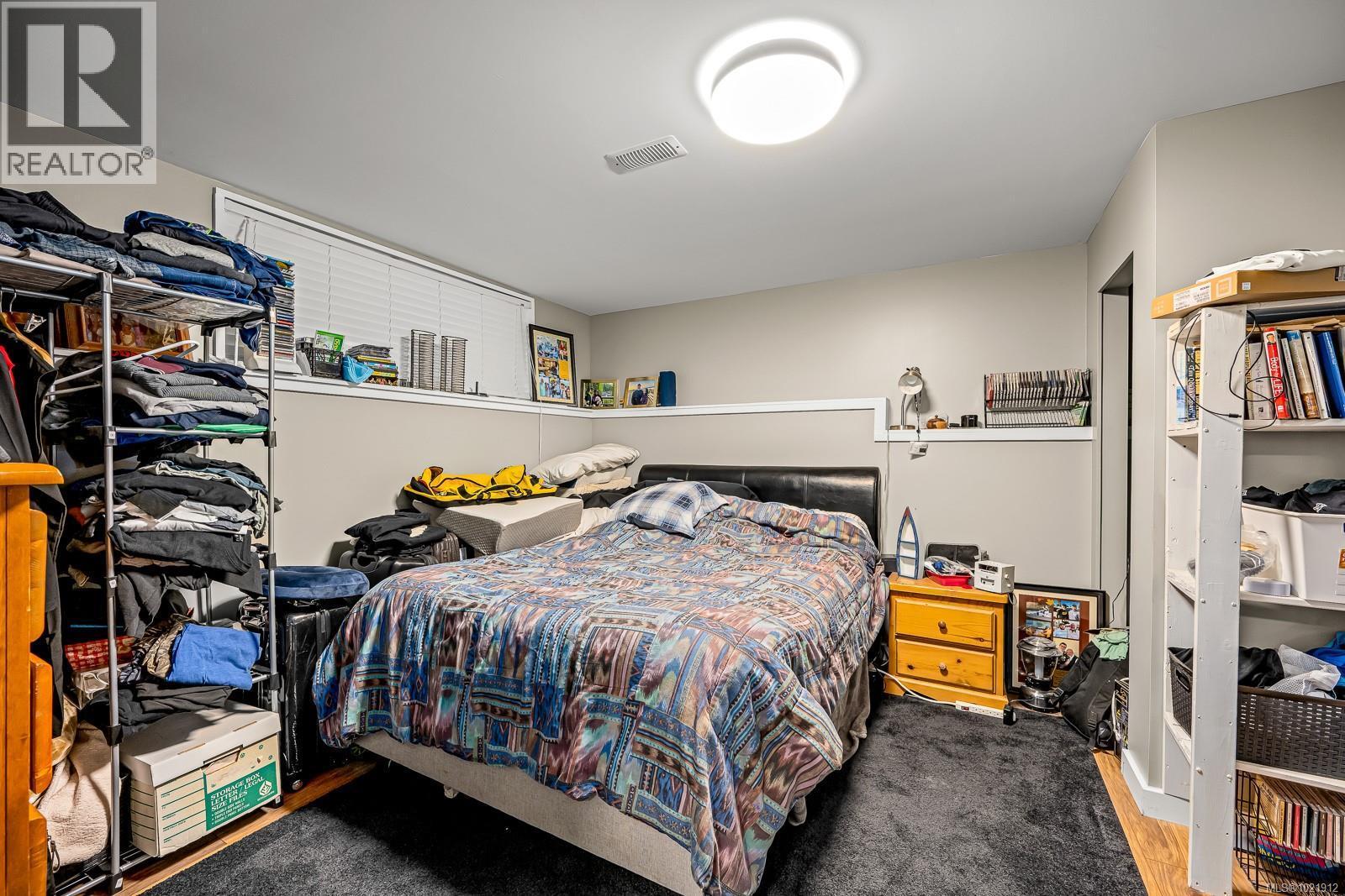 601 Warden Cds, Campbell River, BC - Indoor Photo Showing Bedroom