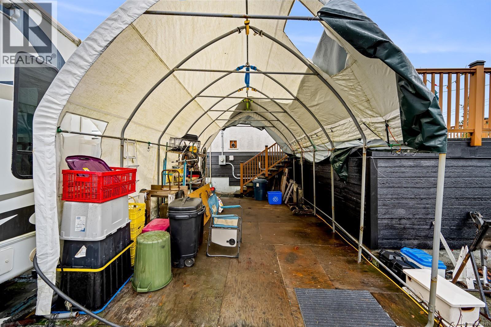 601 Warden Cds, Campbell River, BC - Indoor Photo Showing Other Room