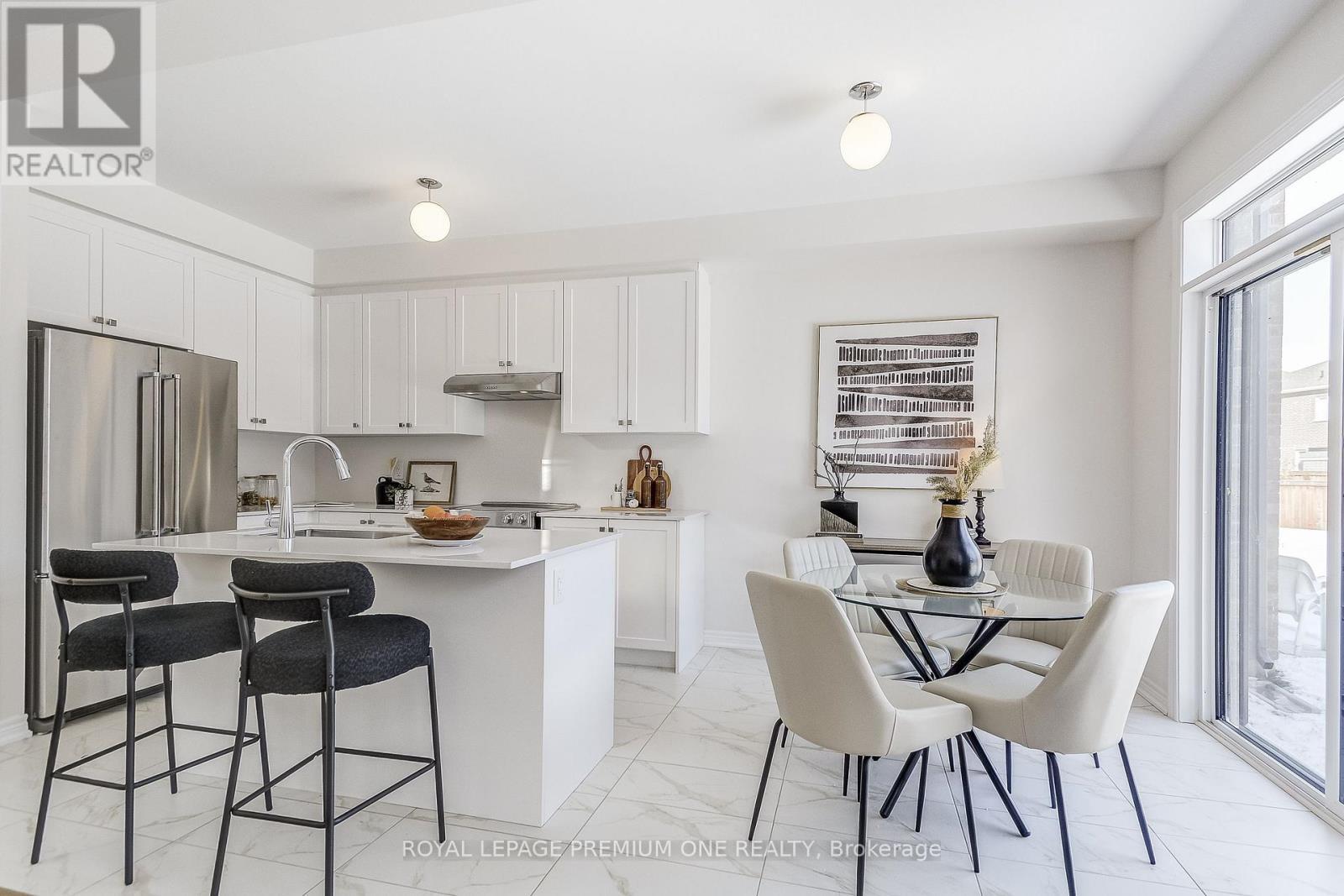 432 Kennedy Circle, Milton, ON - Indoor