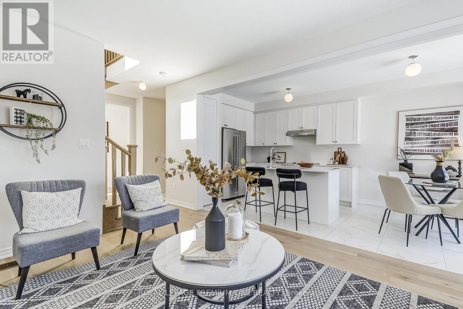 432 Kennedy Circle, Milton, ON - Indoor