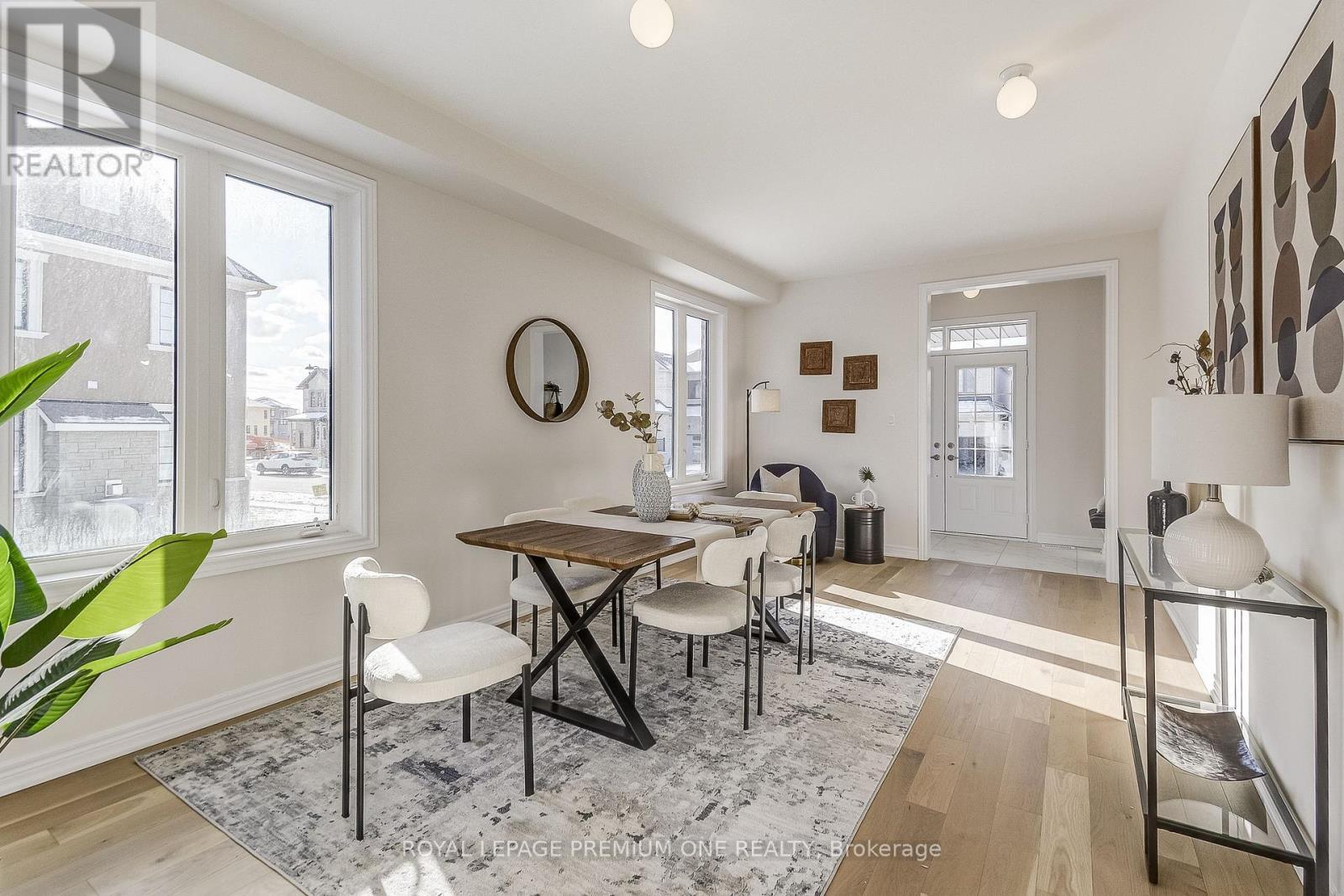 432 Kennedy Circle, Milton, ON - Indoor Photo Showing Dining Room