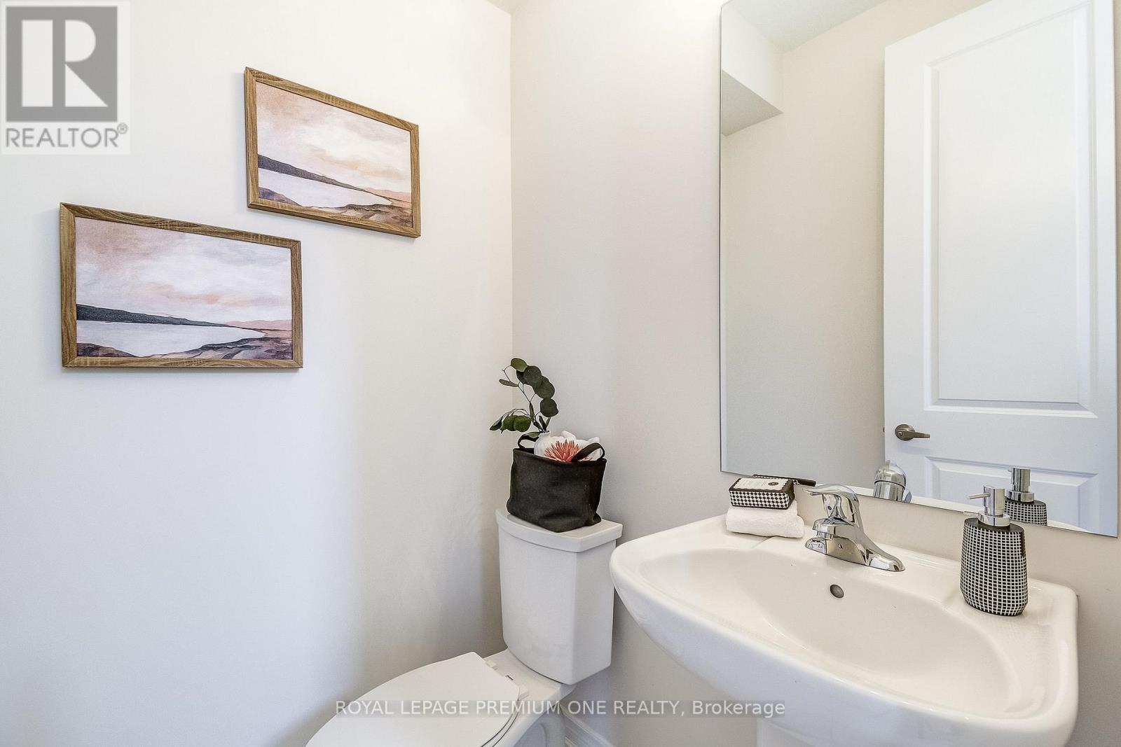 432 Kennedy Circle, Milton, ON - Indoor Photo Showing Bathroom