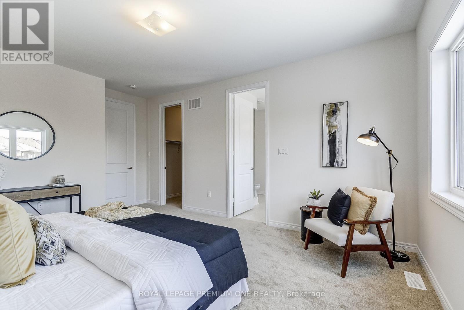 432 Kennedy Circle, Milton, ON - Indoor Photo Showing Bedroom