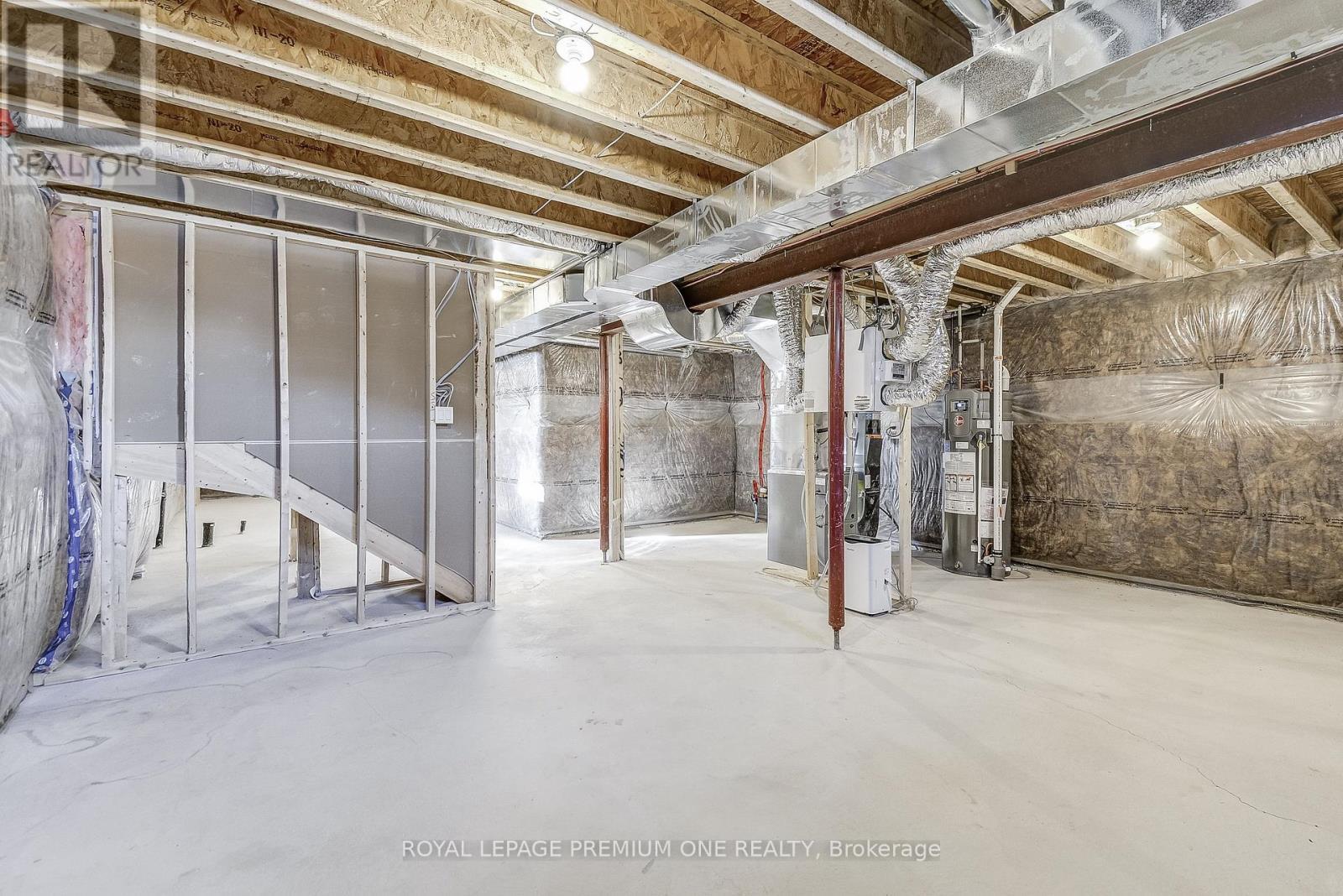 432 Kennedy Circle, Milton, ON - Indoor Photo Showing Basement
