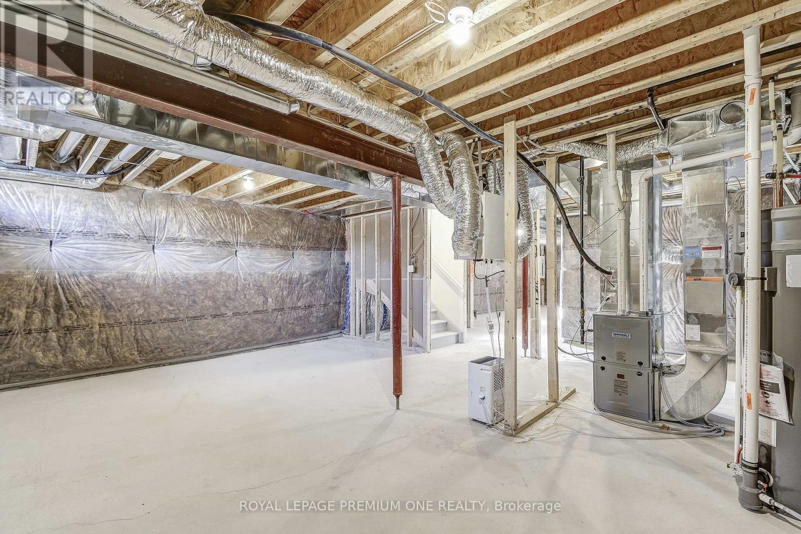 432 Kennedy Circle, Milton, ON - Indoor Photo Showing Basement