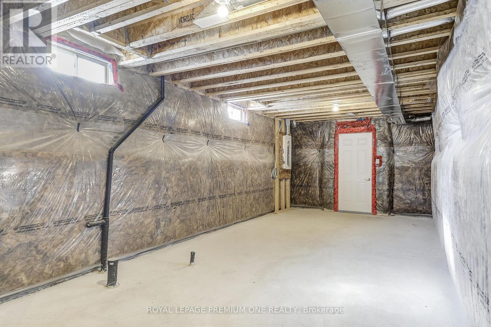 432 Kennedy Circle, Milton, ON - Indoor Photo Showing Basement