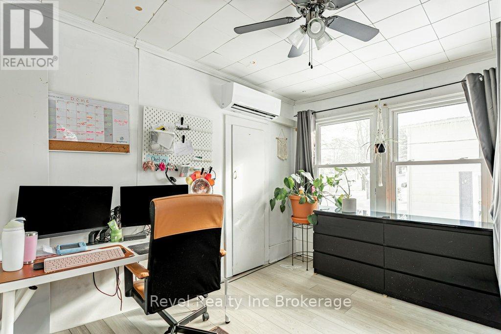 226 Oxford Street, Ingersoll (Ingersoll - South), ON - Indoor Photo Showing Office