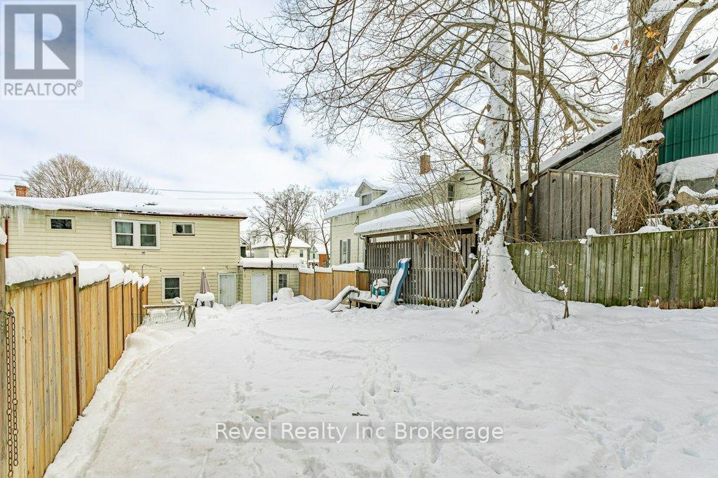 226 Oxford Street, Ingersoll (Ingersoll - South), ON - Outdoor