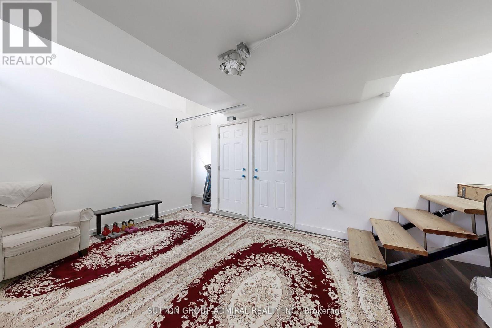 50 Jim Baird Mews, Toronto, ON - Indoor