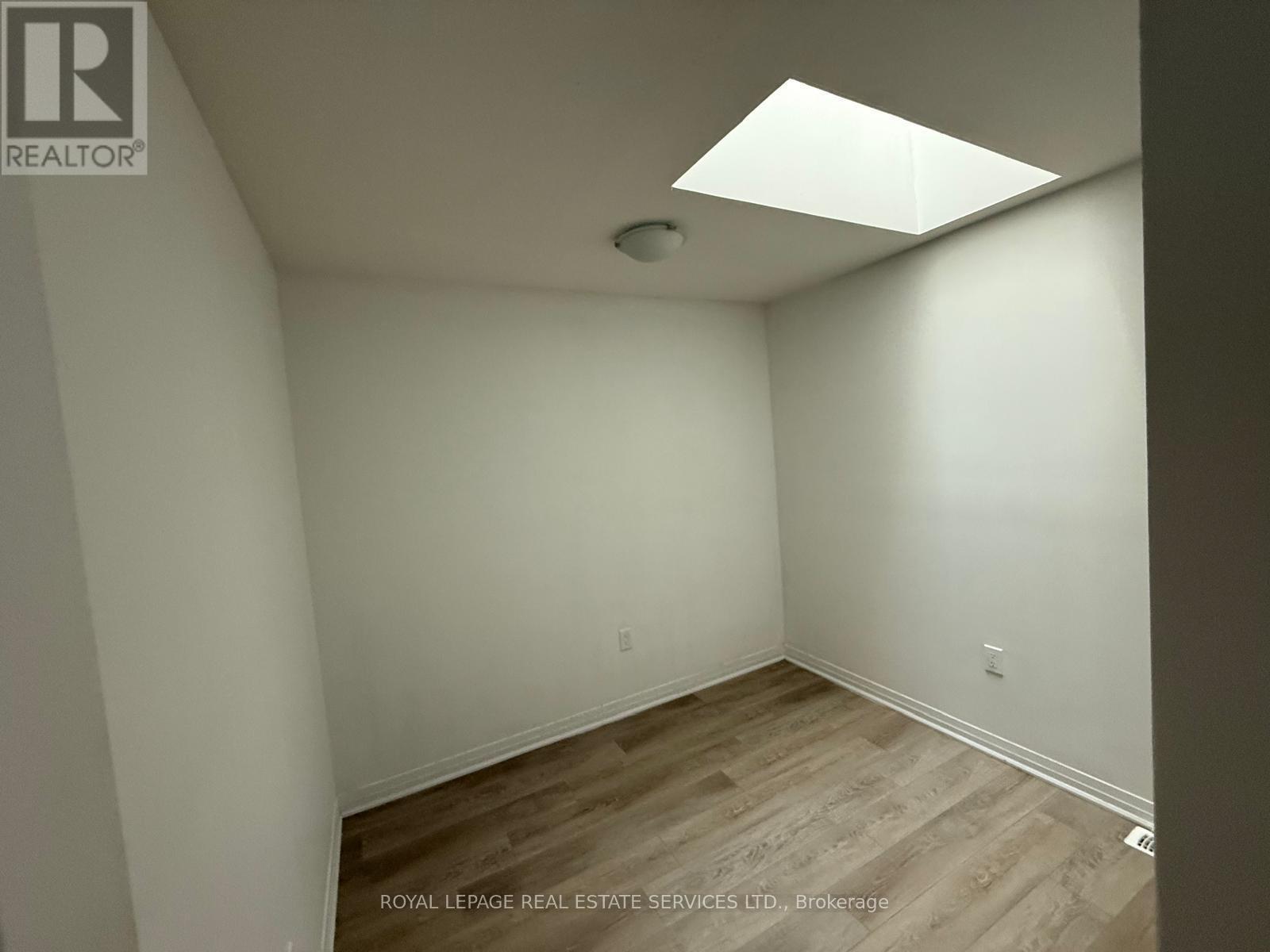 70 - 51 Sparrow Avenue, Cambridge, ON - Indoor Photo Showing Other Room