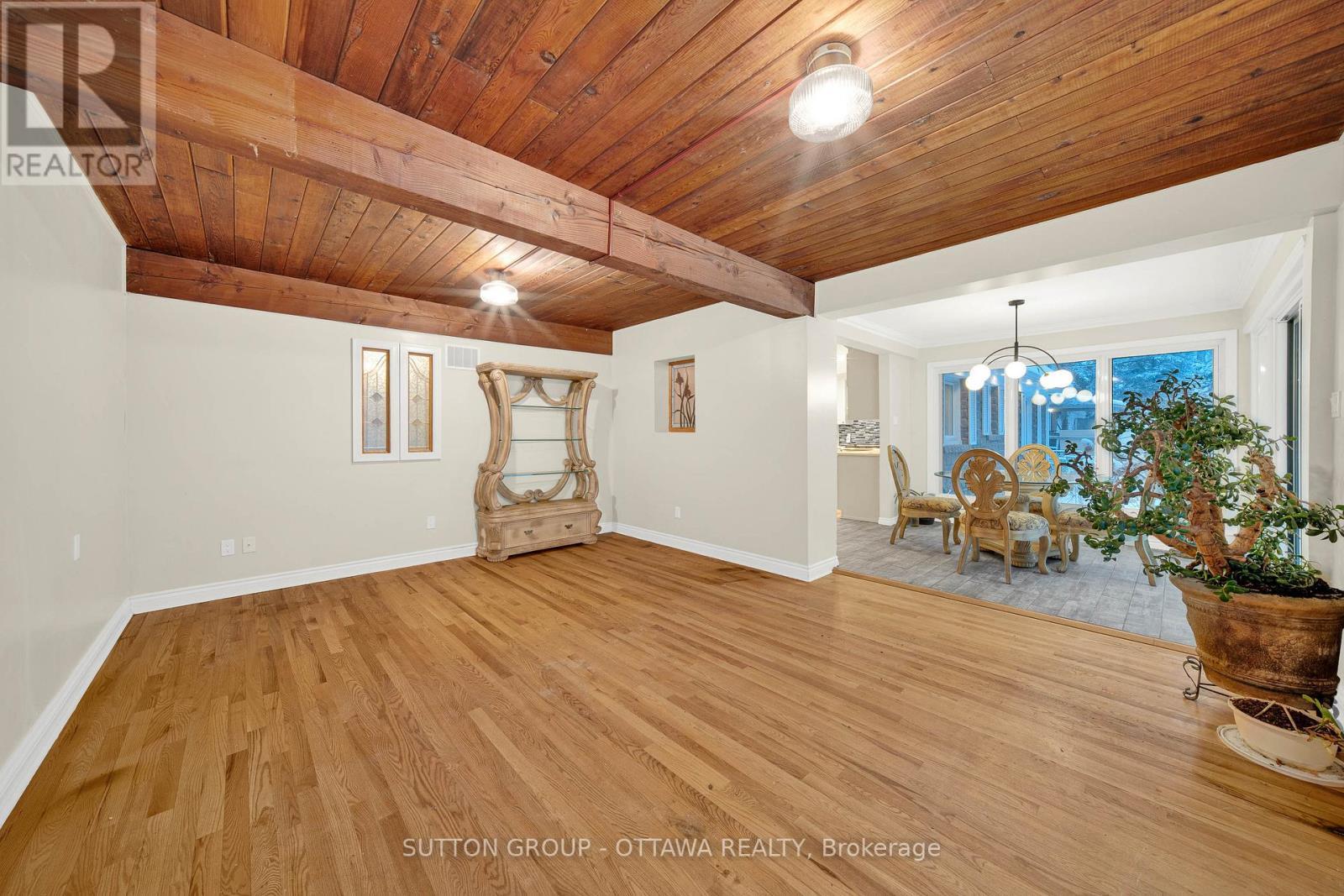 661 Blair Road, Ottawa, ON - Indoor Photo Showing Other Room