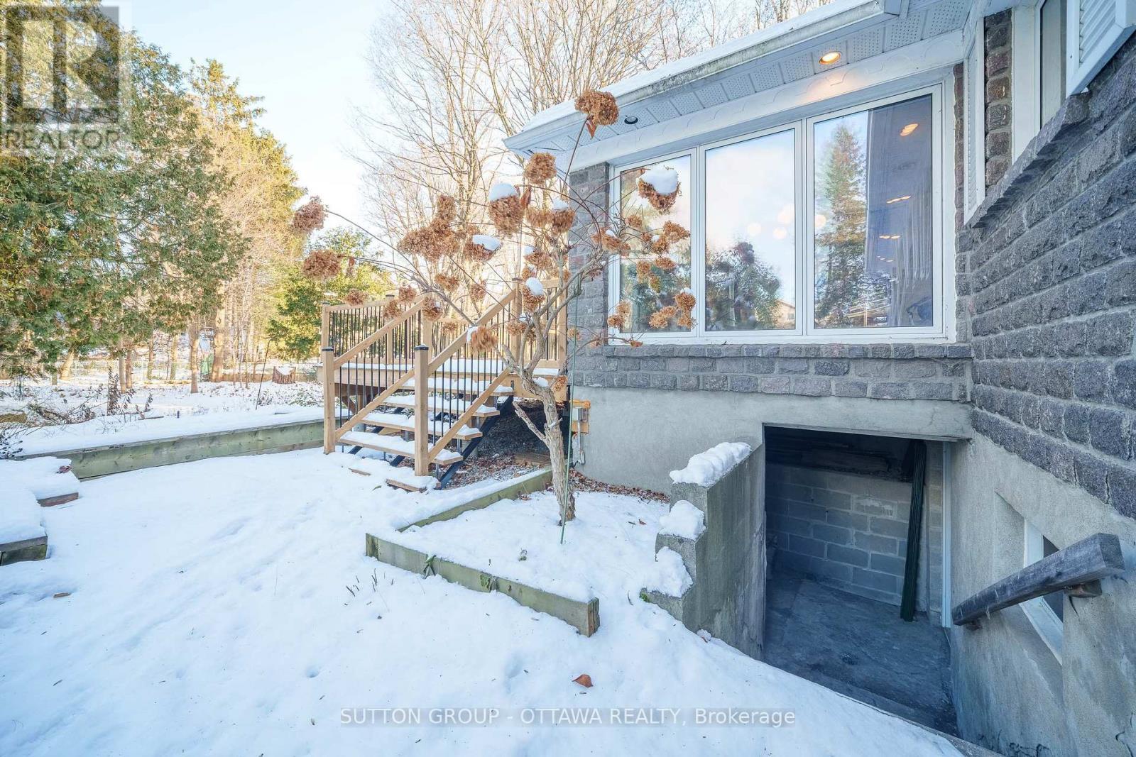 661 Blair Road, Ottawa, ON - Outdoor