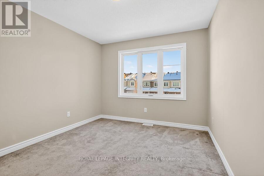 Bedroom 3 - 168 Bandelier Way W, Ottawa, ON - Indoor Photo Showing Other Room