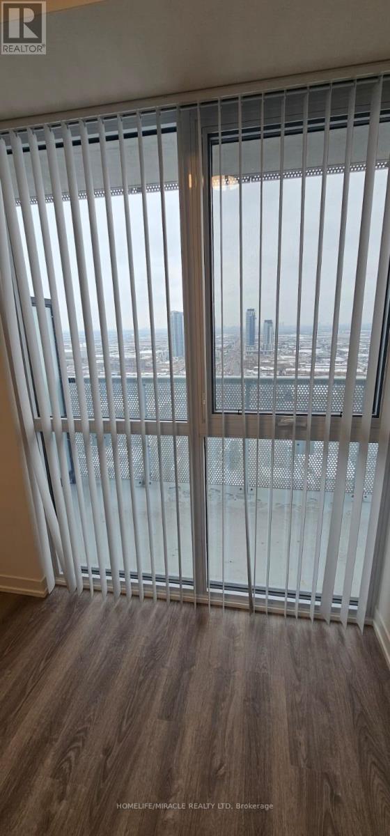 3308 - 8 Interchange Way, Vaughan, ON - Indoor Photo Showing Other Room