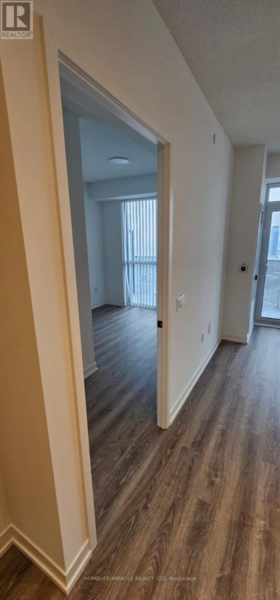 3308 - 8 Interchange Way, Vaughan, ON - Indoor Photo Showing Other Room