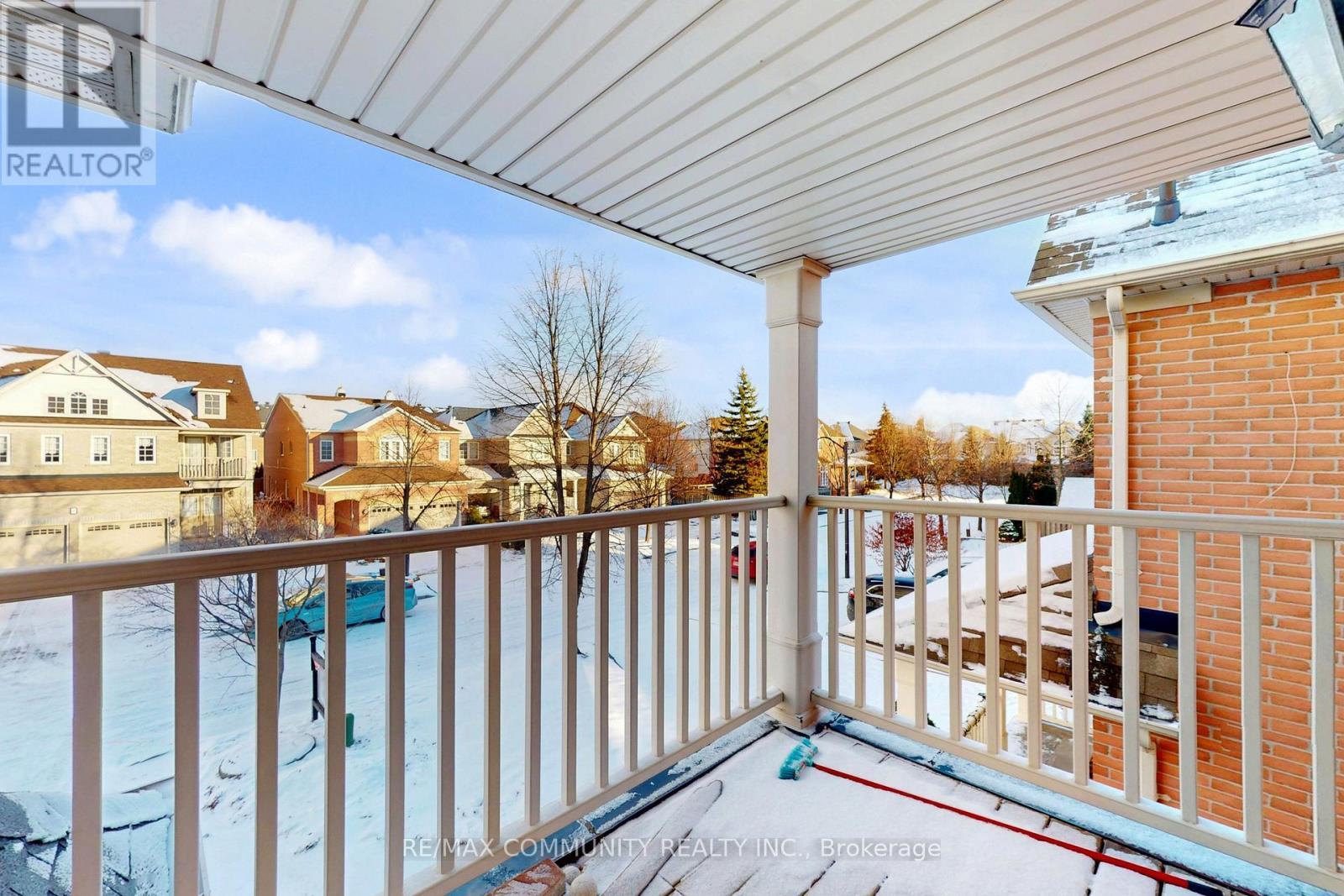 10 Oxfordshire Street, Markham, ON - Outdoor With Balcony With Exterior