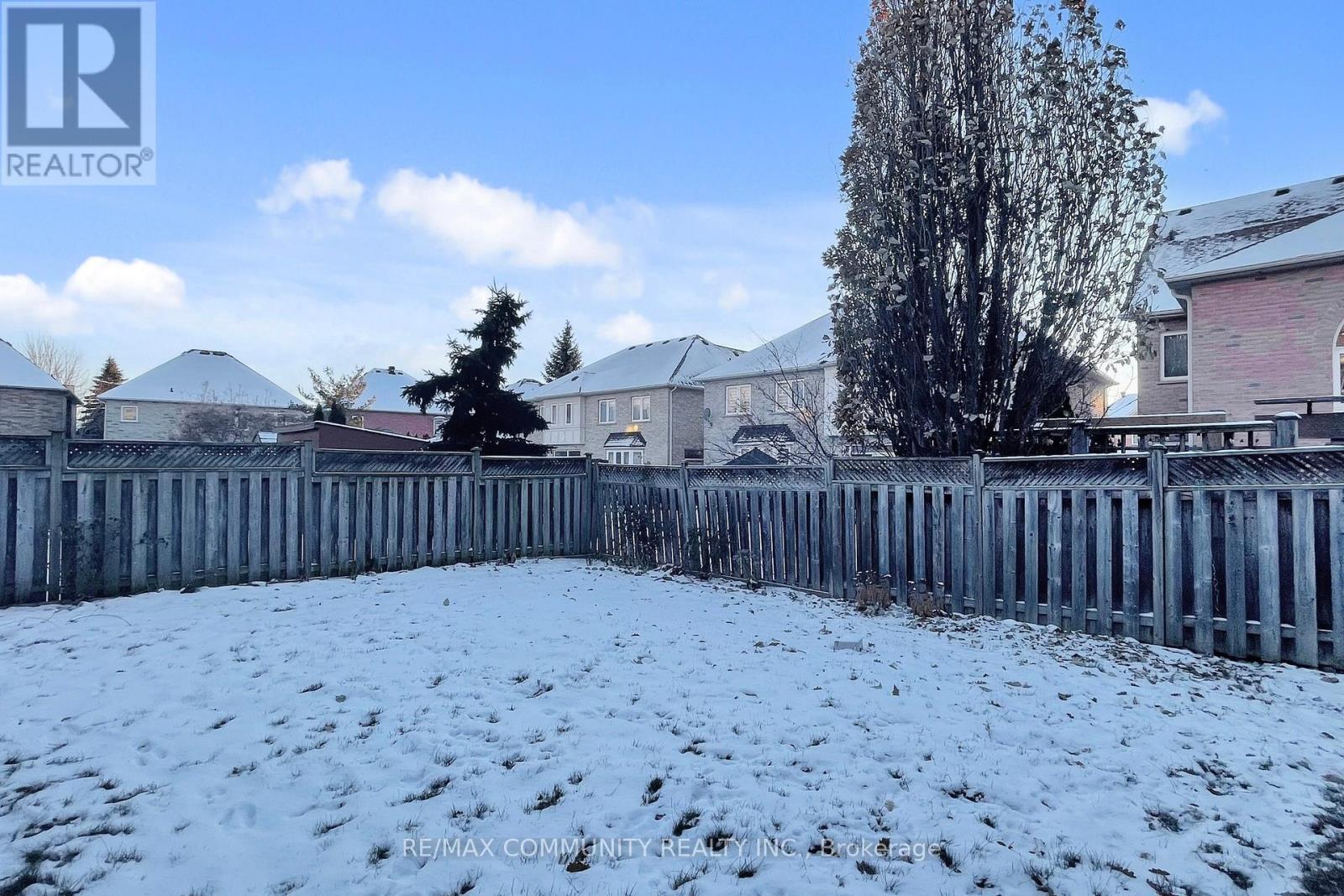 10 Oxfordshire Street, Markham, ON - Outdoor