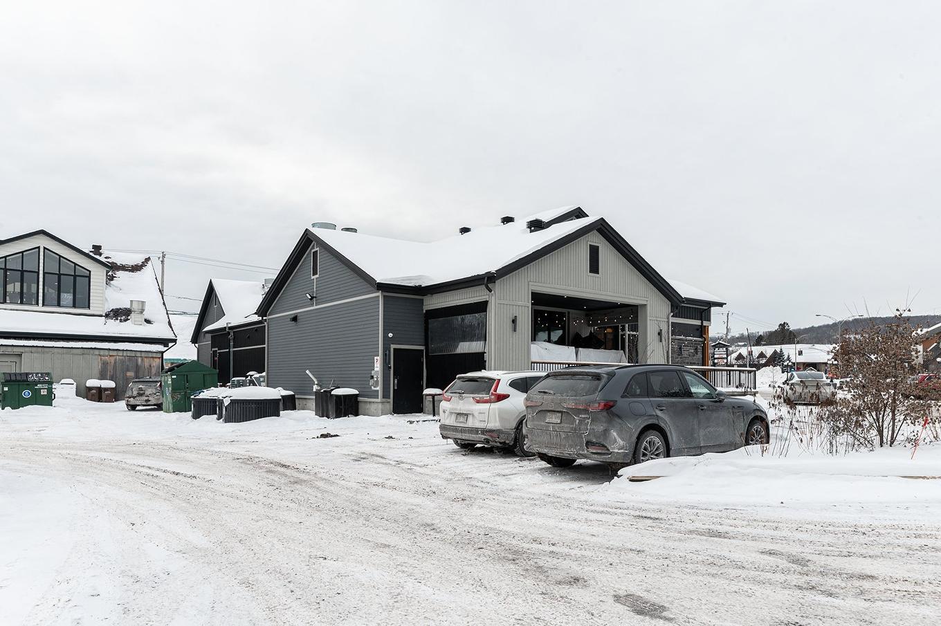 Exterior - 86 Av. De La Gare, Saint-Sauveur, QC - Outdoor