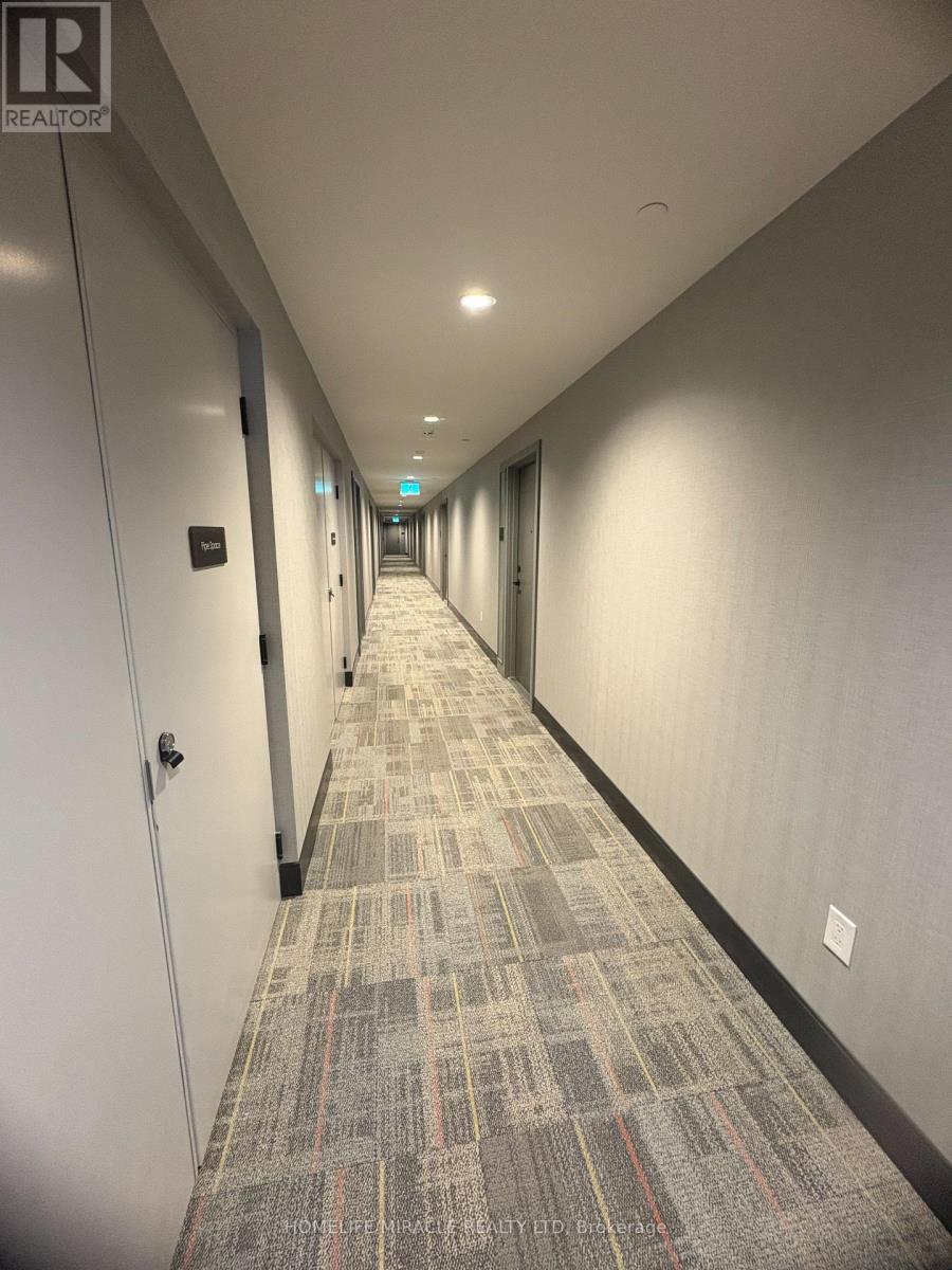 827 - 20 All Nations Drive, Brampton, ON - Indoor Photo Showing Other Room