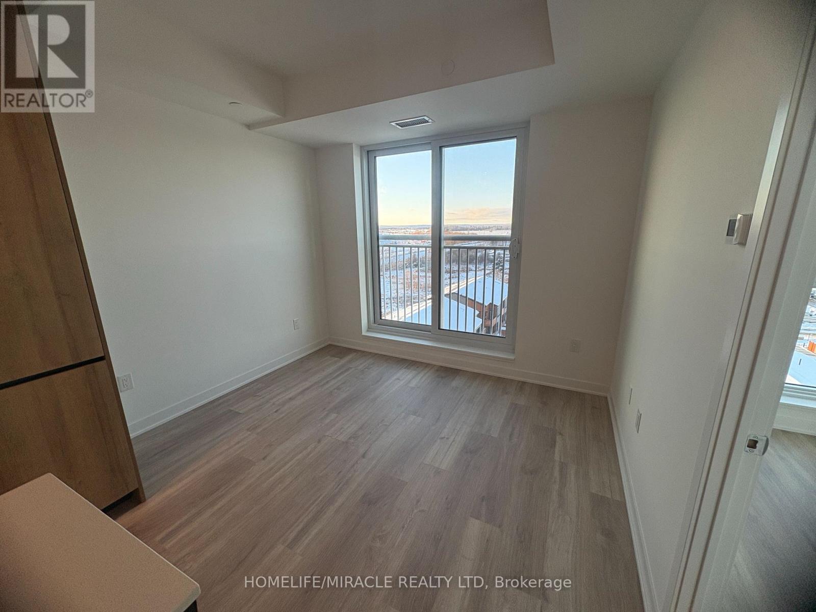 827 - 20 All Nations Drive, Brampton, ON - Indoor Photo Showing Other Room